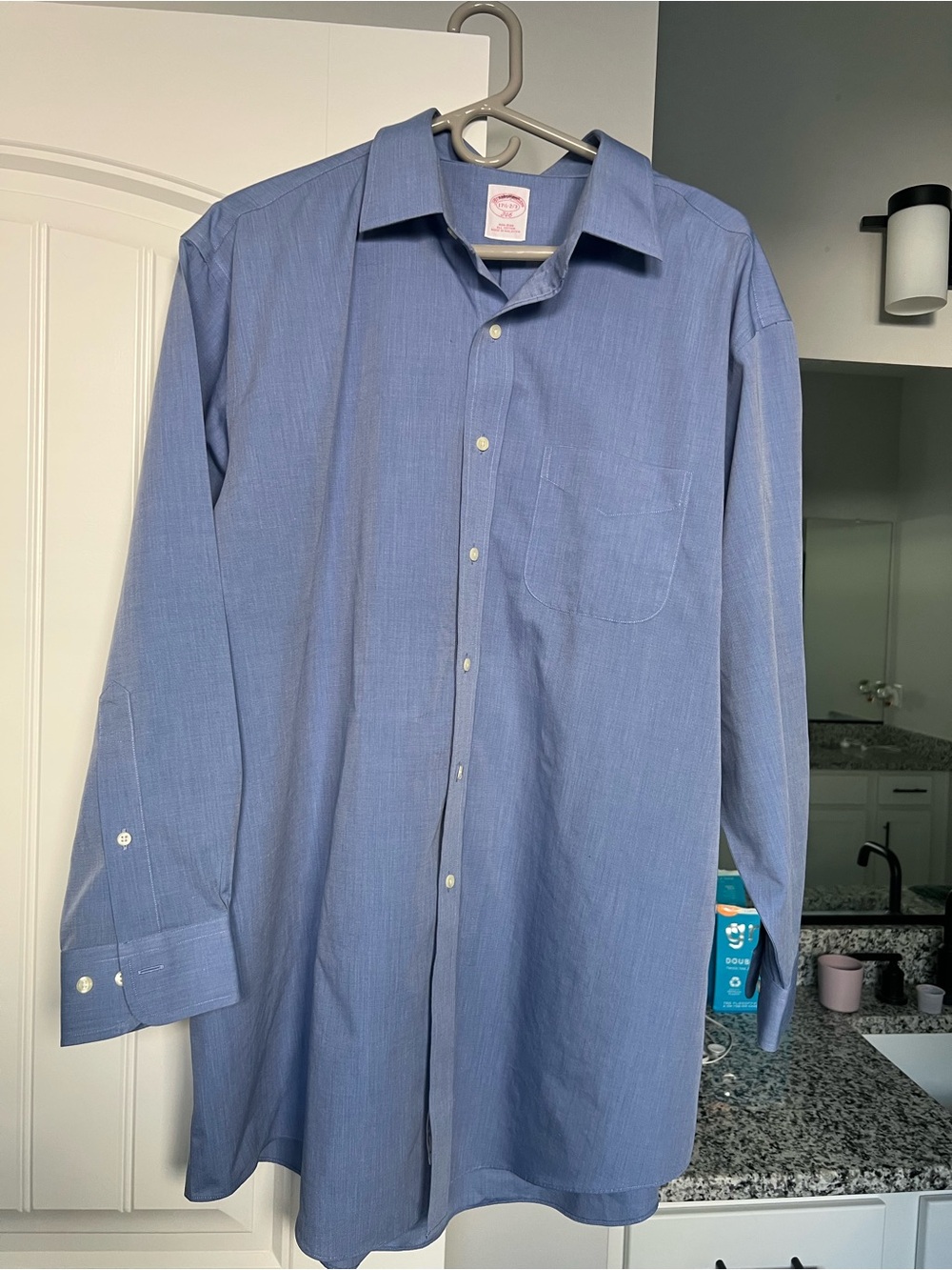 Brooks Brothers Men's Light Blue Long-Sleeve Dress Shirt
